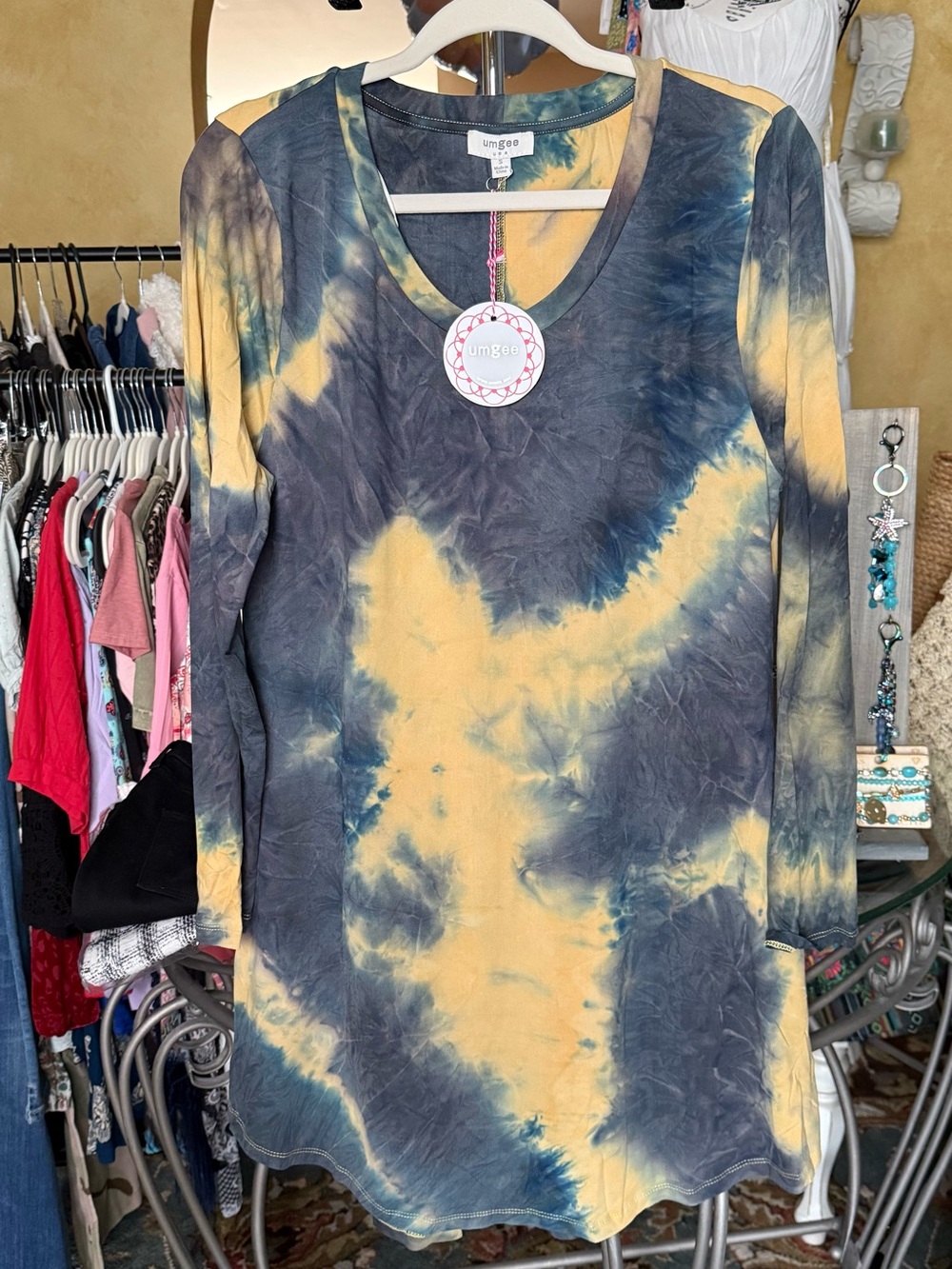 Umgee Yellow & Navy Tie-Dye V-Neck Tunic